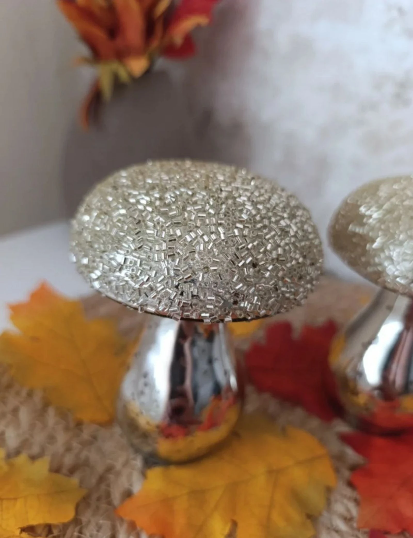 2 chapeaux dorés – photo 2